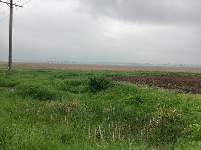 W2820 HWY 21, Berlin, WI 54923