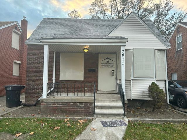 7411 Stout St, Detroit, MI 48228