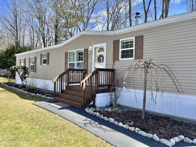 9 Freshwater Drive, Old Orchard Beach, ME 04064