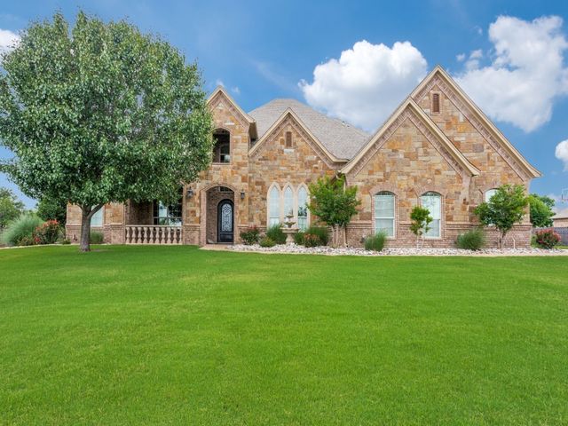 12085 New Day Dr, Fort Worth, TX 76179