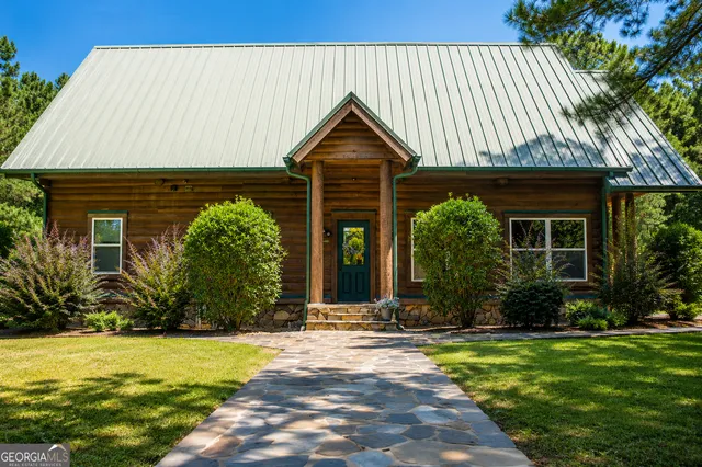 448 Henry Mitchell Dr NE, Dawson, GA 39842