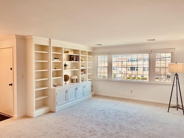125 Heritage Hill Rd #C, New Canaan, CT 06840