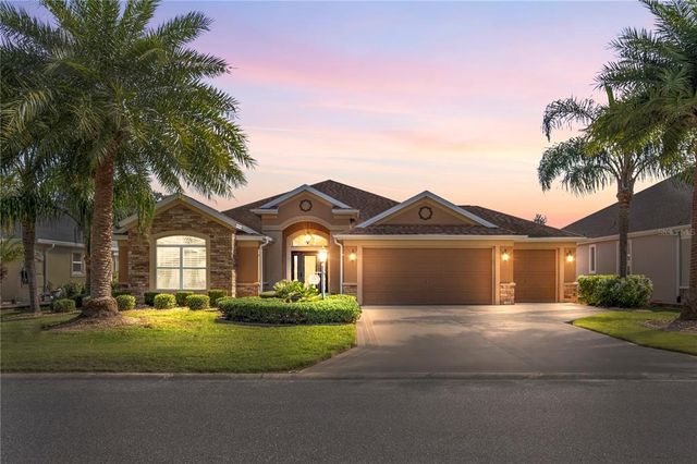 2943 Canyon Ave, The Villages, FL 32163
