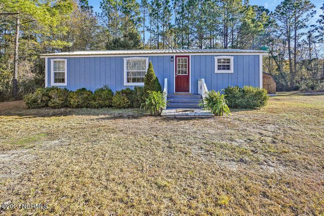 310 Charlestown Road, Southport, NC 28461
