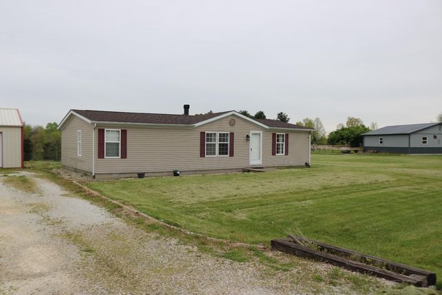 13800 Chesterville Rd, Moores Hill, IN 47032