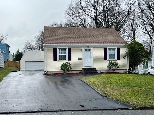 36 Cricklewood Rd, Milford, CT 06460