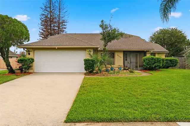 20753 MAXIM PARKWAY, Orlando, FL 32833
