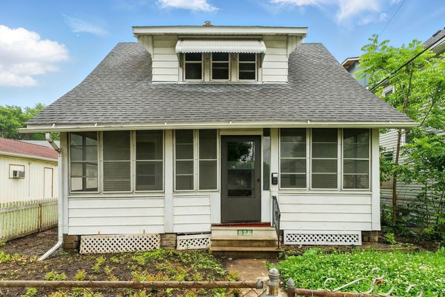 976 Forest St, Saint Paul, MN 55106