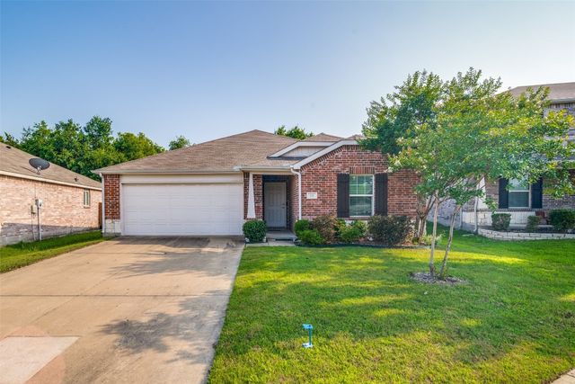 121 Tanglewood Dr, Fate, TX 75189