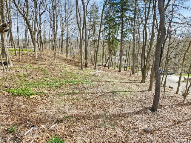  Hillside Avenue, Katonah, NY 10536