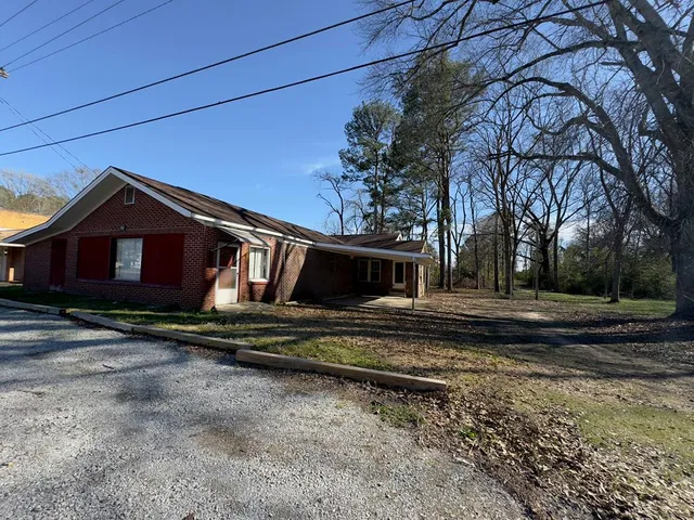232 E  Calhoun St, Bruce, MS 38915