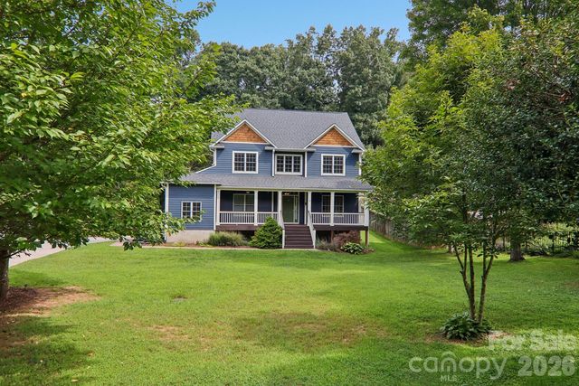 5 Amelia Ct, Arden, NC 28704