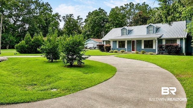 404 W  Pedigo Ave, Foley, AL 36535