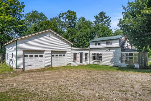 27 N Wayne Road, Wayne, ME 04284
