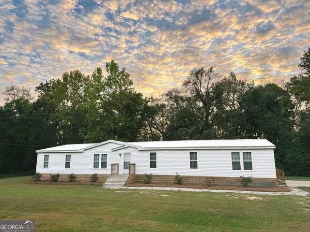 525 Horsefly Rd, Portal, GA 30450
