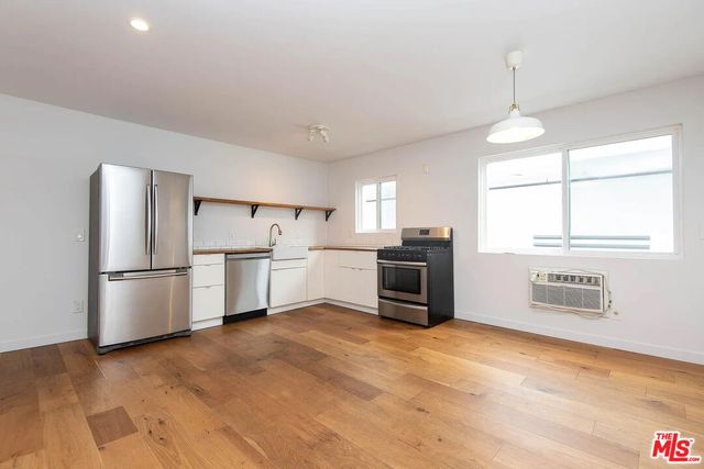 3933 Marathon St #105B, Los Angeles, CA 90029