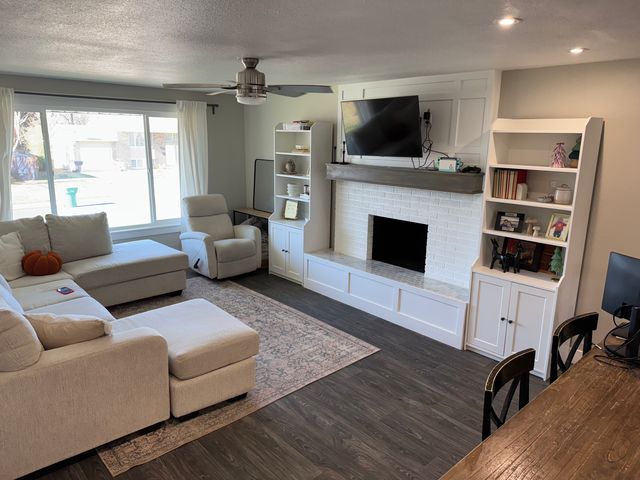 218 N  350 E, Orem, UT 84057
