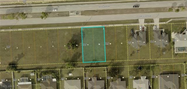 918 SW Trafalgar Pkwy, Cape Coral, FL 33991