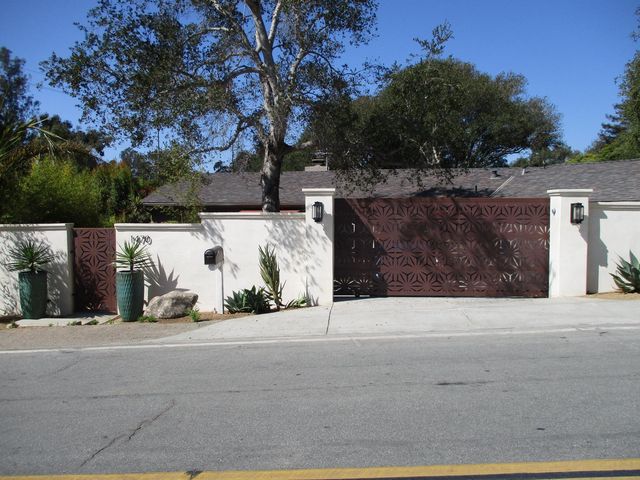 1470 School House Rd, Santa Barbara, CA 93108