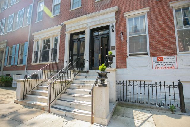 1114 Spruce St, Philadelphia, PA 19107