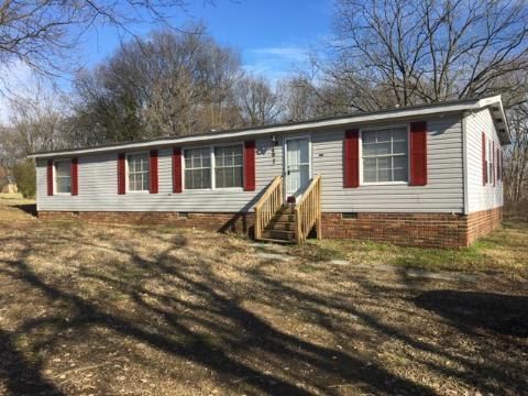 407 Bristol St, Lexington, NC 27292