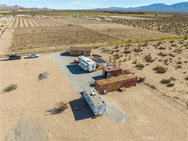 500 Rodeo Rd, Lucerne Valley, CA 92356