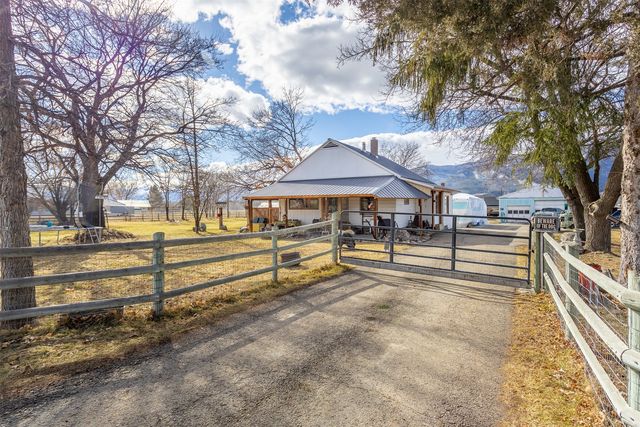 3755 Eastside Hwy, Stevensville, MT 59870