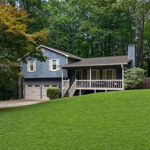 182 Highland Dr, Hiram, GA 30141