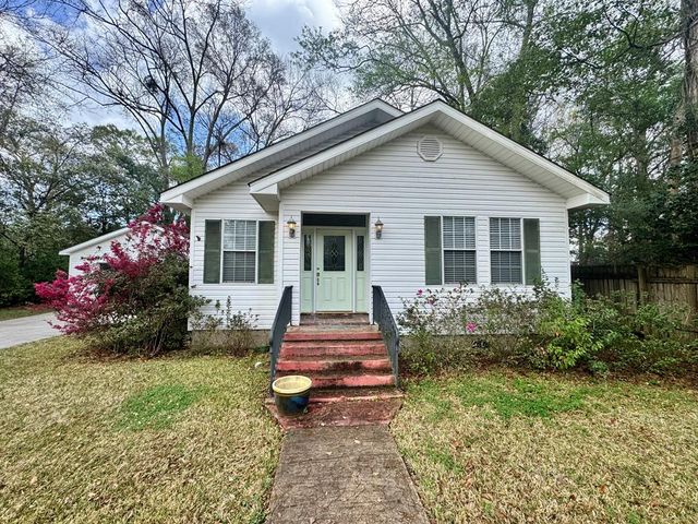 414 Quince St, Picayune, MS 39466