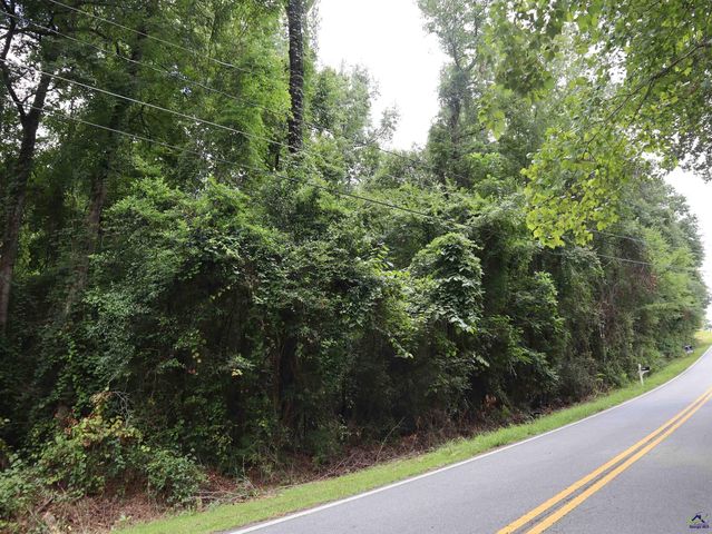 5524 Bankston Lake Rd, Macon, GA 31216