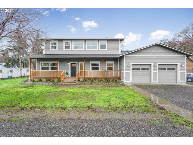 311 Washington St, Lyle, WA 98635