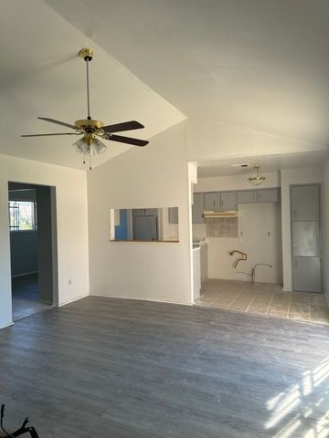 12814 Greenshire Dr, Houston, TX 77048