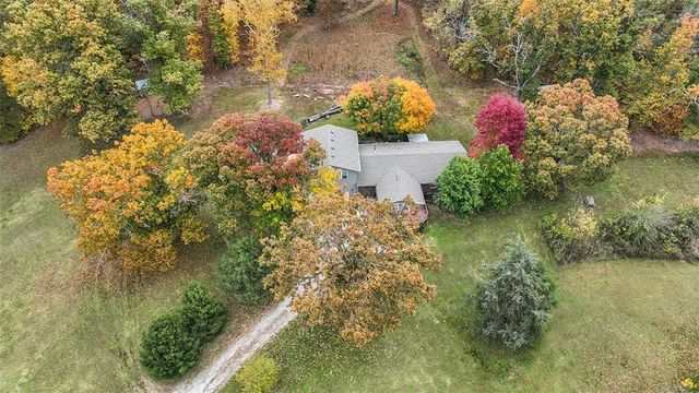 5019 Peach Orchard Rd, Anderson, MO 64831
