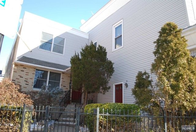 267 Paterson Ave  #1, East Rutherford, NJ 07073