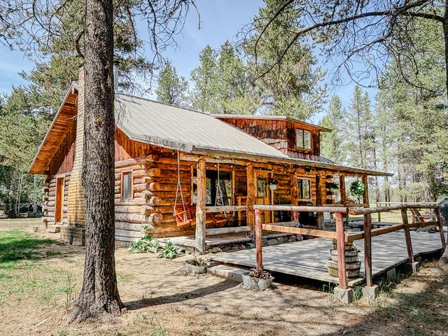 8366 Howard Rd, La Pine, OR 97739