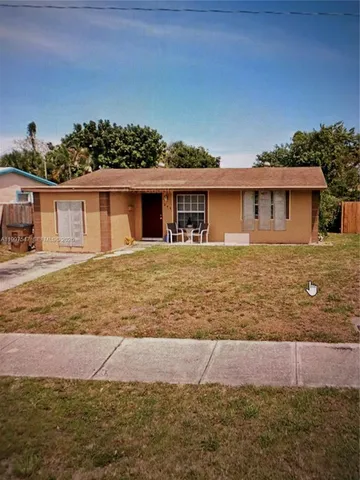648 NW 2nd Ter, Deerfield Beach, FL 33441
