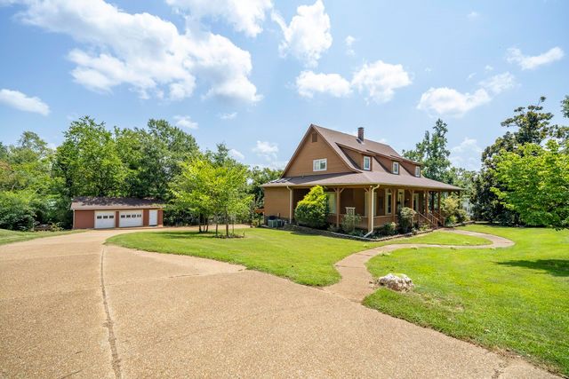 70 Marie Ln, Savannah, TN 38372