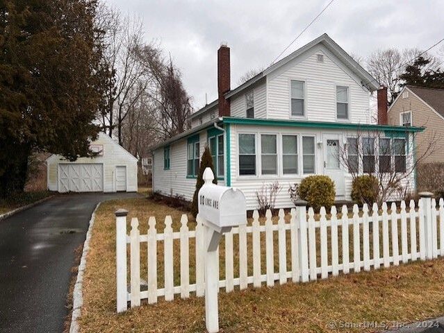 10 Luce Ave, Niantic, CT 06357