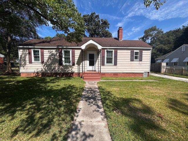 1220 Pickens St, Hanahan, SC 29410