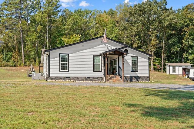572 Lee Joan Dr NW, Dalton, GA 30721