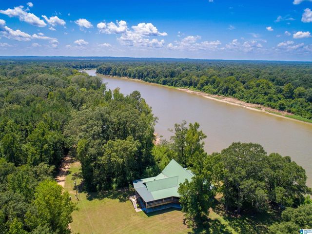 370 River Bend Rd, Boligee, AL 35443
