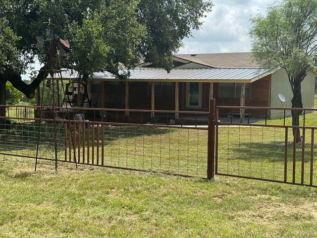 1364 FM 574 W, Mullin, TX 76864