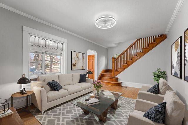 1504 Almond Ave, Saint Paul, MN 55108