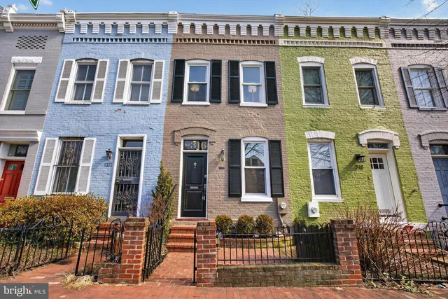 316 11th St SE, Washington, DC 20003