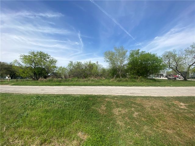 County Road 3221, Orange Grove, TX 78372