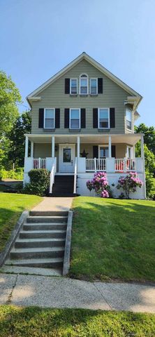 88 Munro Pl, Winsted, CT 06098