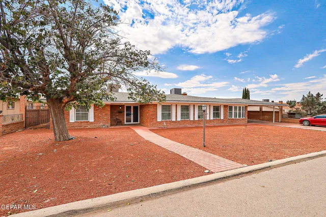 4620 Frankfort Ave, El Paso, TX 79903