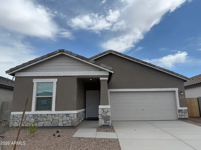 5660 E Hornblende Way, San Tan Valley, AZ 85143