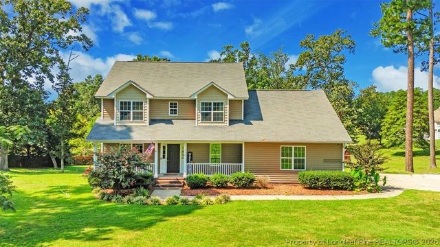 314 Woods Ln, Raeford, NC 28376