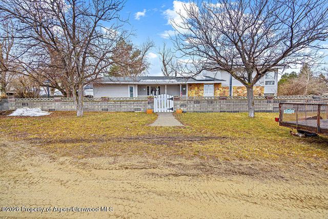 940 Wilson St, Craig, CO 81625